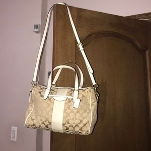 COACH CROSSBODY IN KHAKI/IVORY